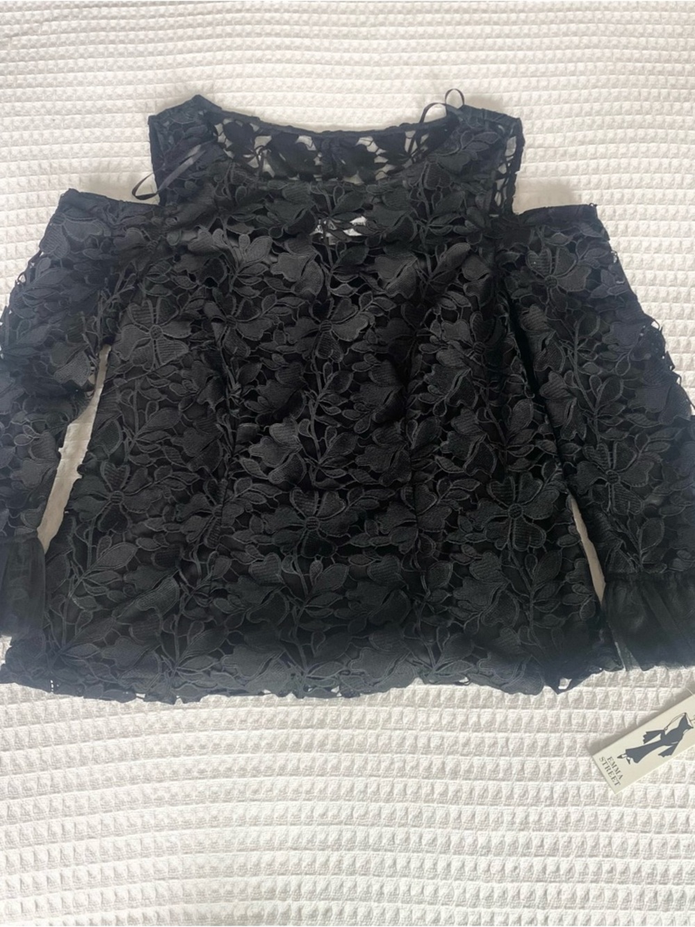 Emma Street Black Floral Lace Cold-Shoulder Women's Top size 14 NWT